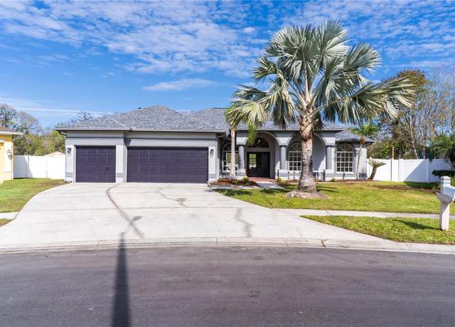 Property at 28752 Falling Leaves Way, Wesley Chapel, FL 33543, 4 beds, 3 baths