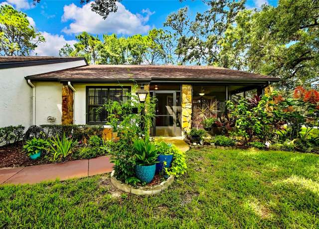 Property at 2129 Point O Woods Ct, Spring Hill, FL 34606, 2 beds, 2 baths
