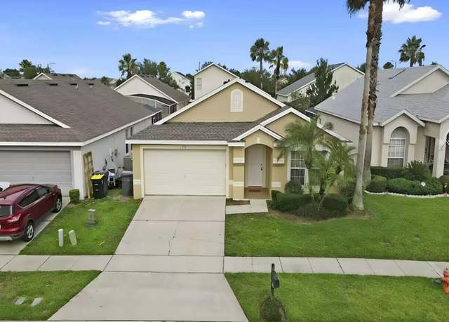 Property at 833 Lockbreeze Dr, Davenport, FL 33897, 4 beds, 3.5 baths
