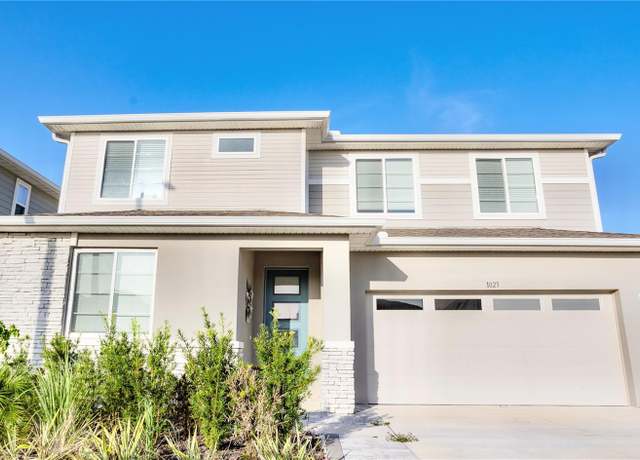 Property at 1023 Sugarwood St, Davenport, FL 33837, 5 beds, 3.5 baths