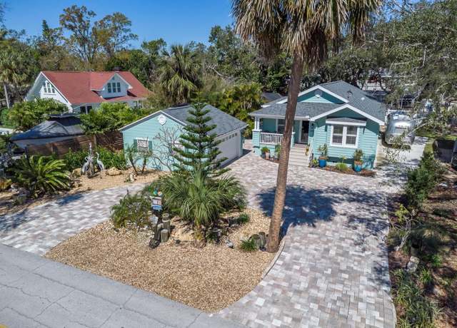 Property at 410 Georgia Ave, Crystal Beach, FL 34681, 3 beds, 2 baths