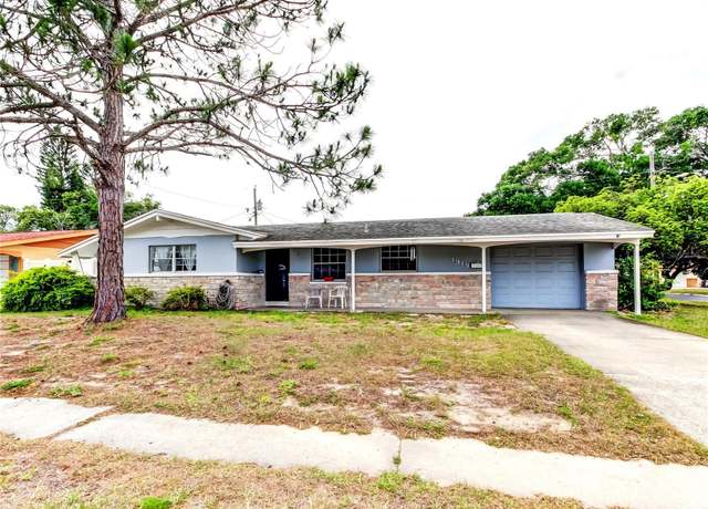Property at 1919 Harpoon Dr, Holiday, FL 34690, 2 beds, 2 baths