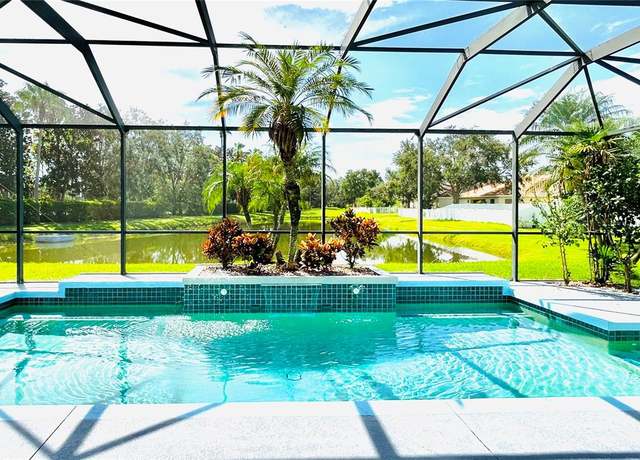 Property at 4407 67th St E, Bradenton, FL 34203, 3 beds, 3 baths