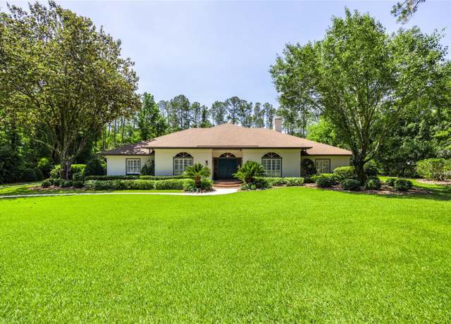 Property at 8031 SW 45th Ln, Gainesville, FL 32608, 4 beds, 3.5 baths