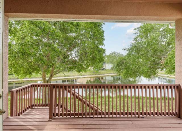 Property at 1122 S Pointe Alexis Dr, Tarpon Springs, FL 34689, 3 beds, 2 baths