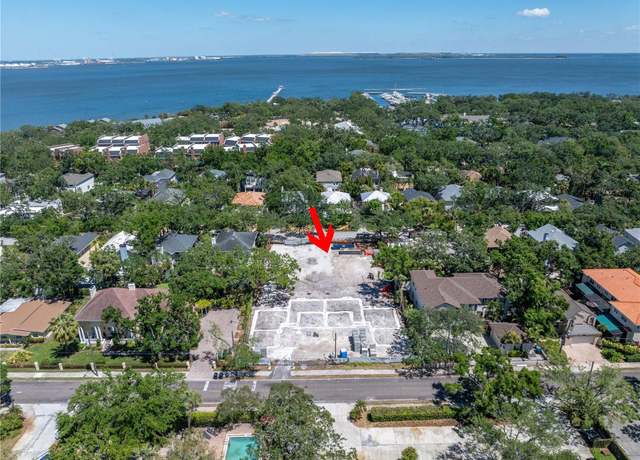 Property at 5211 S Jules Verne Ct, Tampa, FL 33611