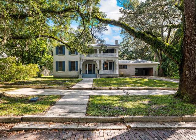 Property at 321 S Brooksville Ave, Brooksville, FL 34601, 5 beds, 3 baths