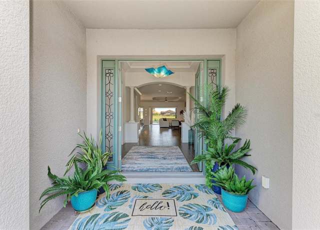 Property at 4607 Benito Ct, Bradenton, FL 34211, 3 beds, 3 baths