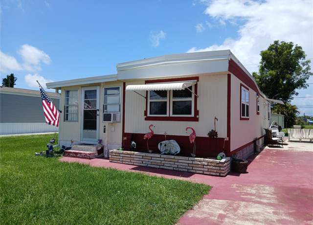 Property at 1394 Flamingo (lot 17) Dr, Englewood, FL 34224, 3 beds, 1.5 baths