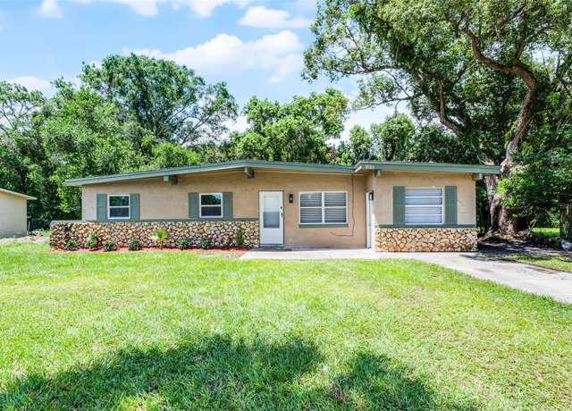 Property at 1206 W 20th St, Sanford, FL 32771, 4 beds, 2 baths