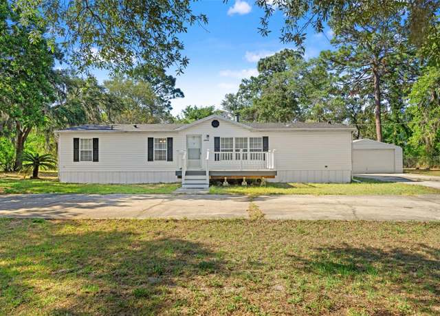 Property at 10038 Oak Dr, Hudson, FL 34669, 3 beds, 2 baths