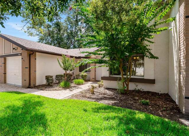 Property at 7486 Heather Walk Dr, Weeki Wachee, FL 34613, 2 beds, 2 baths