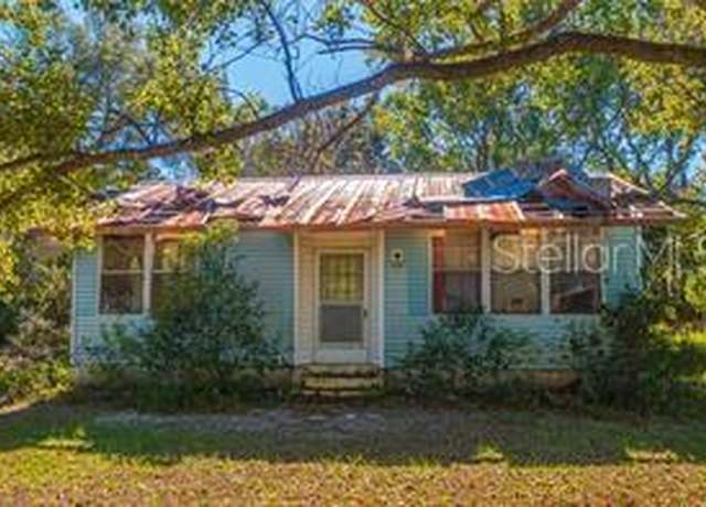 Property at 20545 SE 155th Pl, Umatilla, FL 32784, 3 beds, 1.5 baths