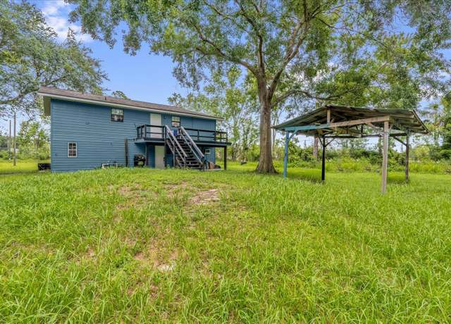 Property at 3747 State Road 33, Clermont, FL 34714, 5 beds, 2 baths