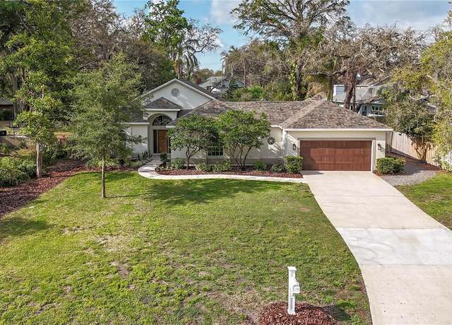 Property at 212 Willowick Ave, Temple Terrace, FL 33617, 3 beds, 2.5 baths
