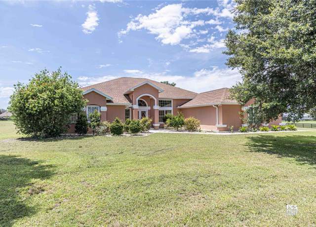 Property at 2679 NE 108th Ln, Oxford, FL 34484, 4 beds, 2.5 baths