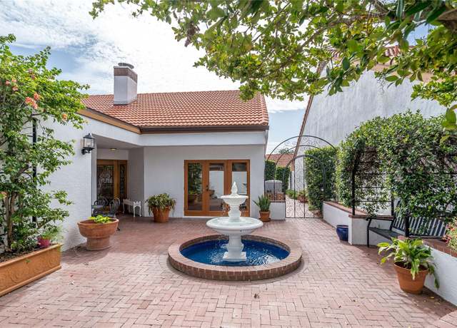 Property at 11503 Robles Del Rio Pl, Temple Terrace, FL 33617, 2 beds, 2 baths