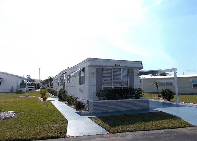 Property at 426 Boxwood Dr, Venice, FL 34285, 2 beds, 1.5 baths