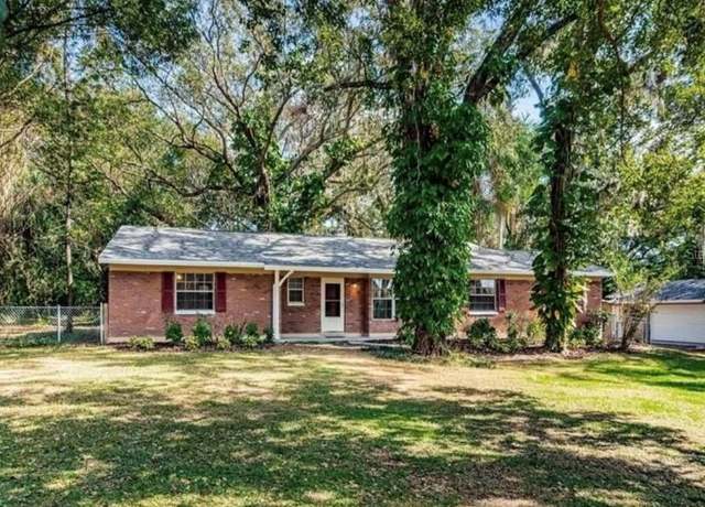 Property at 2902 Little Rd, Valrico, FL 33596, 3 beds, 2 baths