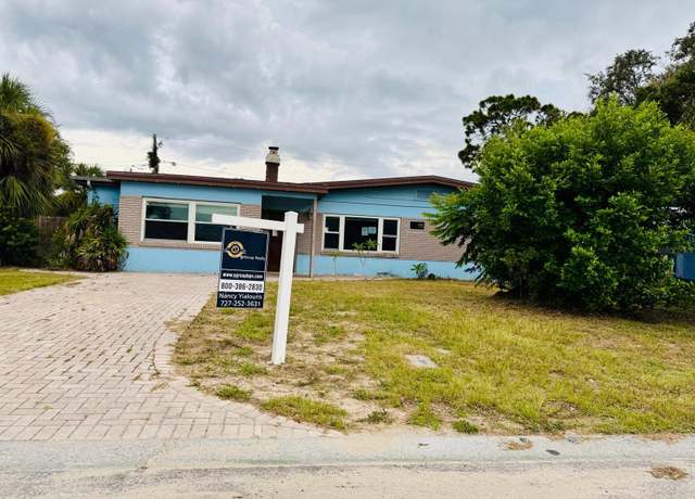 Property at 1105 Connecticut Rd, Tarpon Springs, FL 34689, 4 beds, 2 baths