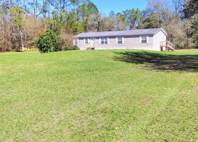 Property at 4102 Fox Ridge Blvd, Wesley Chapel, FL 33543, 3 beds, 2 baths