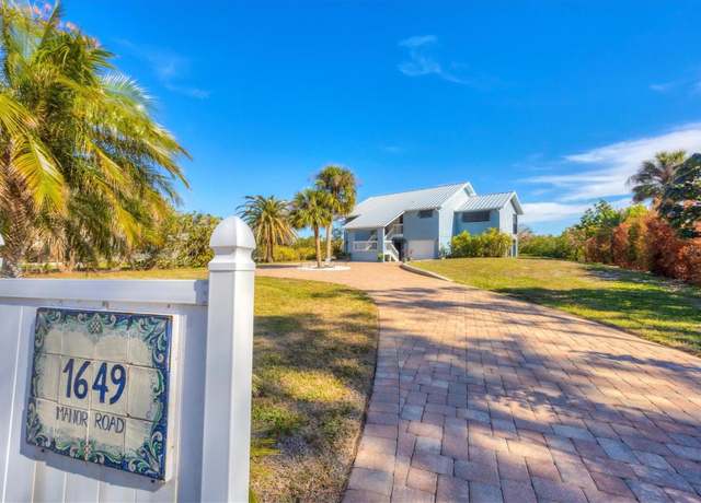 Property at 1649 Manor Rd, Englewood, FL 34223, 3 beds, 2 baths
