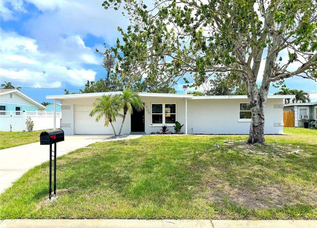 Property at 1902 24th Ave W, Bradenton, FL 34205, 3 beds, 1 bath