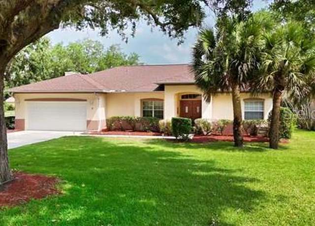 Property at 3 E Point Ct, Palm Coast, FL 32164, 4 beds, 2.5 baths