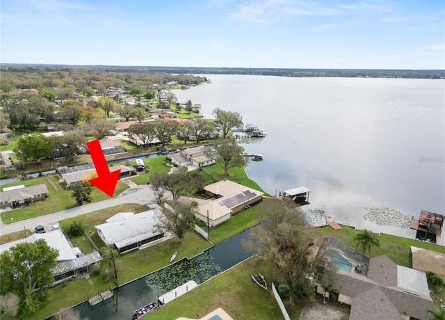 Property at 5716 Gibson Shores Dr, Lakeland, FL 33809, 3 beds, 2 baths