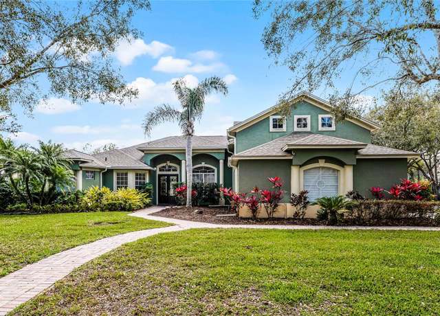 Property at 701 Palenci Ct, Winter Springs, FL 32708, 4 beds, 3.5 baths