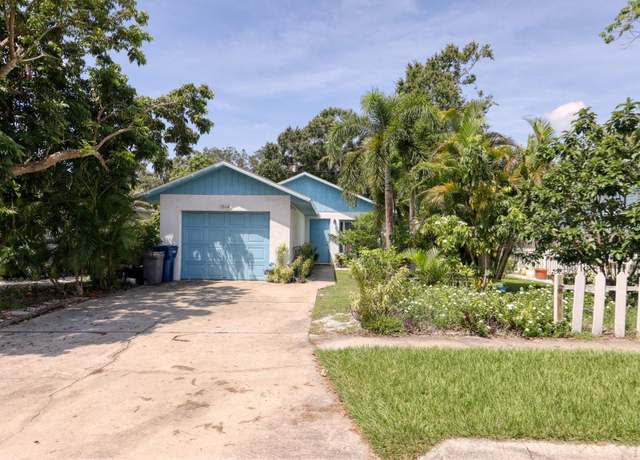Property at 1014 44th St W, Bradenton, FL 34209, 3 beds, 2 baths