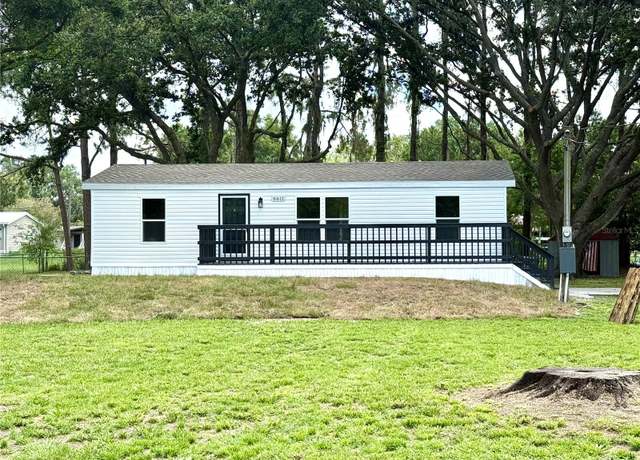 Property at 6611 Glen Meadow Loop, Lakeland, FL 33810, 3 beds, 2 baths