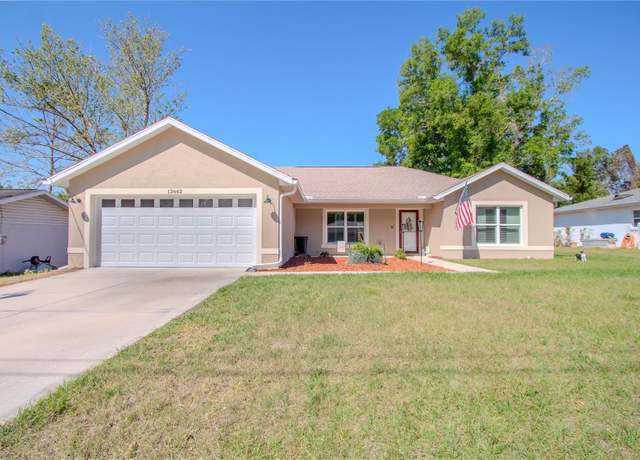 Property at 13662 SE 55th Ave, Summerfield, FL 34491, 3 beds, 2 baths