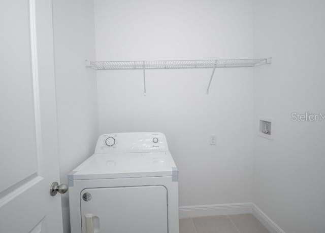 Property at 3179 W Barberton Pl, Citrus Springs, FL 34433, 4 beds, 2 baths