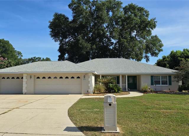 Property at 5075 NE 7th Pl, Ocala, FL 34470, 3 beds, 2 baths