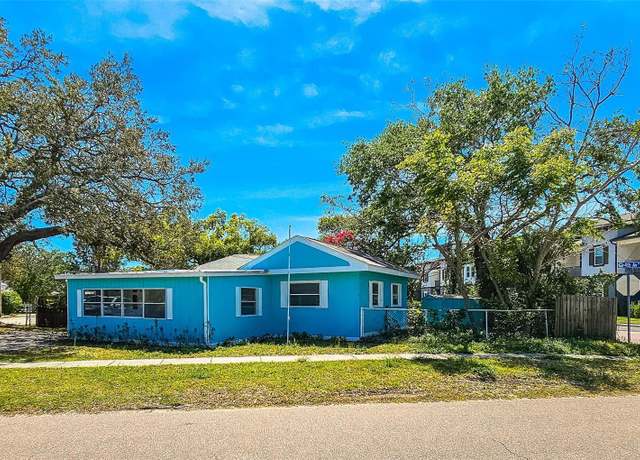 Property at 527 4th Ave NW, Largo, FL 33770, 2 beds, 1 bath