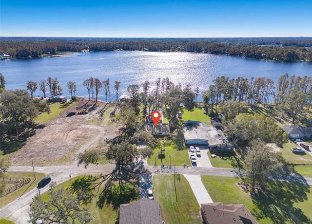 Property at 21918 Shamu Dr, Land O Lakes, FL 34639, 3 beds, 4 baths