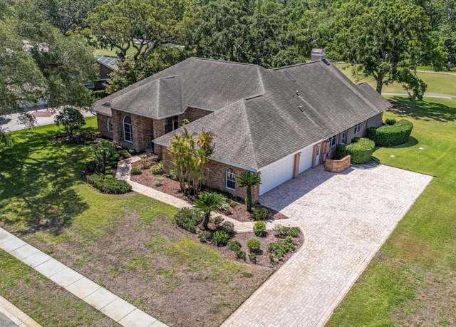 Property at 888 Royal Birkdale Dr, Tarpon Springs, FL 34688, 4 beds, 3 baths