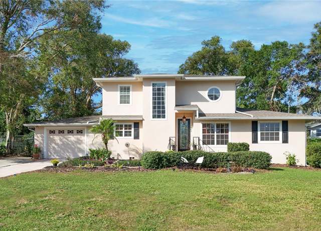 Property at 1405 Hilltop Dr, Mount Dora, FL 32757, 3 beds, 2 baths