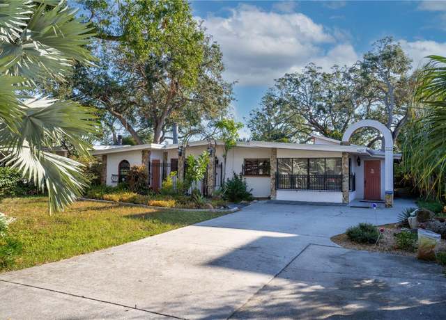 Property at 2406 S Clark Ave, Tampa, FL 33629, 3 beds, 3 baths
