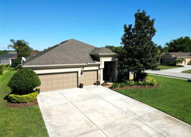 Property at 13302 Trailing Moss Dr, Dade City, FL 33525, 4 beds, 3 baths