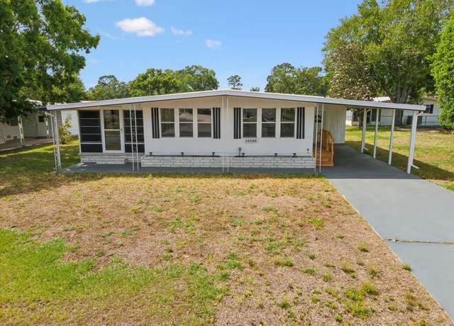 Property at 14200 Sandhurst St, Brooksville, FL 34613, 2 beds, 2 baths