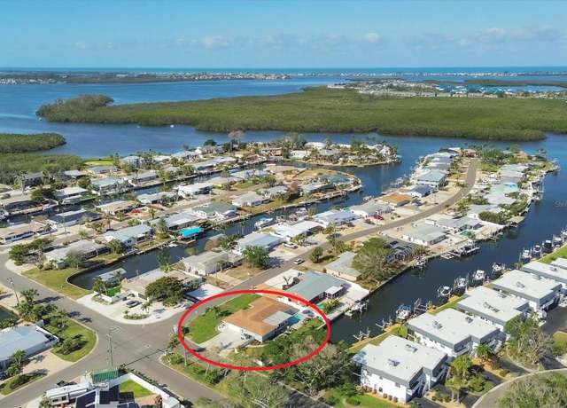 Property at 10304 Sandpiper Rd W, Bradenton, FL 34209, 3 beds, 2 baths