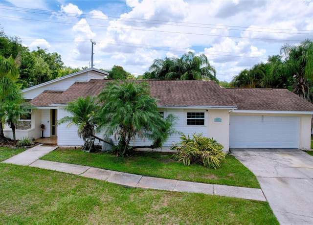 Property at 4966 Foxrun Ln, Lakeland, FL 33813, 3 beds, 2 baths