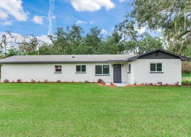 Property at 7301 Pierce Harwell Rd, Plant City, FL 33565, 2 beds, 2 baths