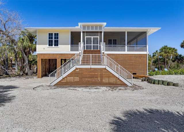 Property at 32 Palm Dr, Placida, FL 33946, 3 beds, 2 baths