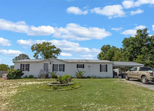 Property at 3870 NE 47 St, Ocala, FL 34479, 3 beds, 2 baths