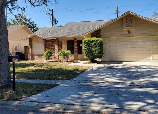 Property at 10025 Chesham Dr, Orlando, FL 32817, 3 beds, 2 baths
