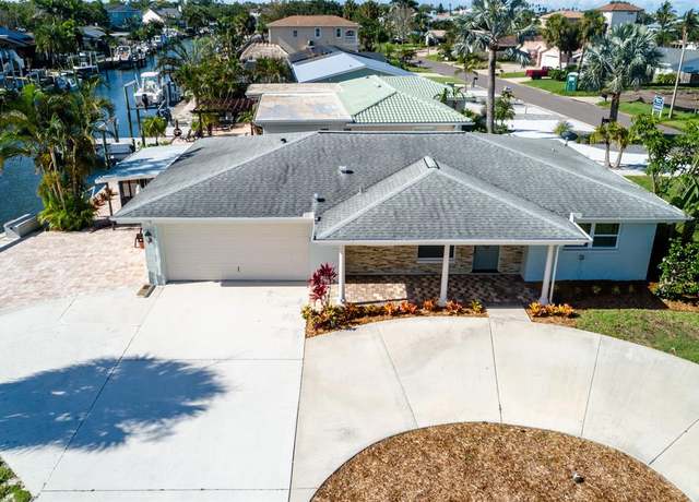 Property at 171 Palm Blvd, Dunedin, FL 34698, 2 beds, 3 baths
