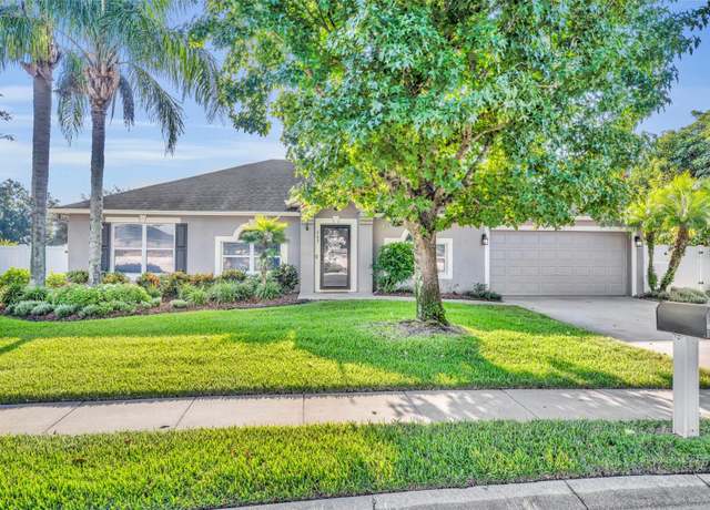 Property at 563 Nutmeg Ct, Chuluota, FL 32766, 4 beds, 2 baths